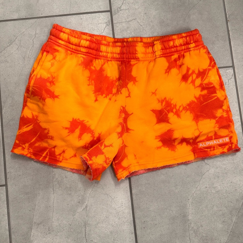 Alphalete shorts Large